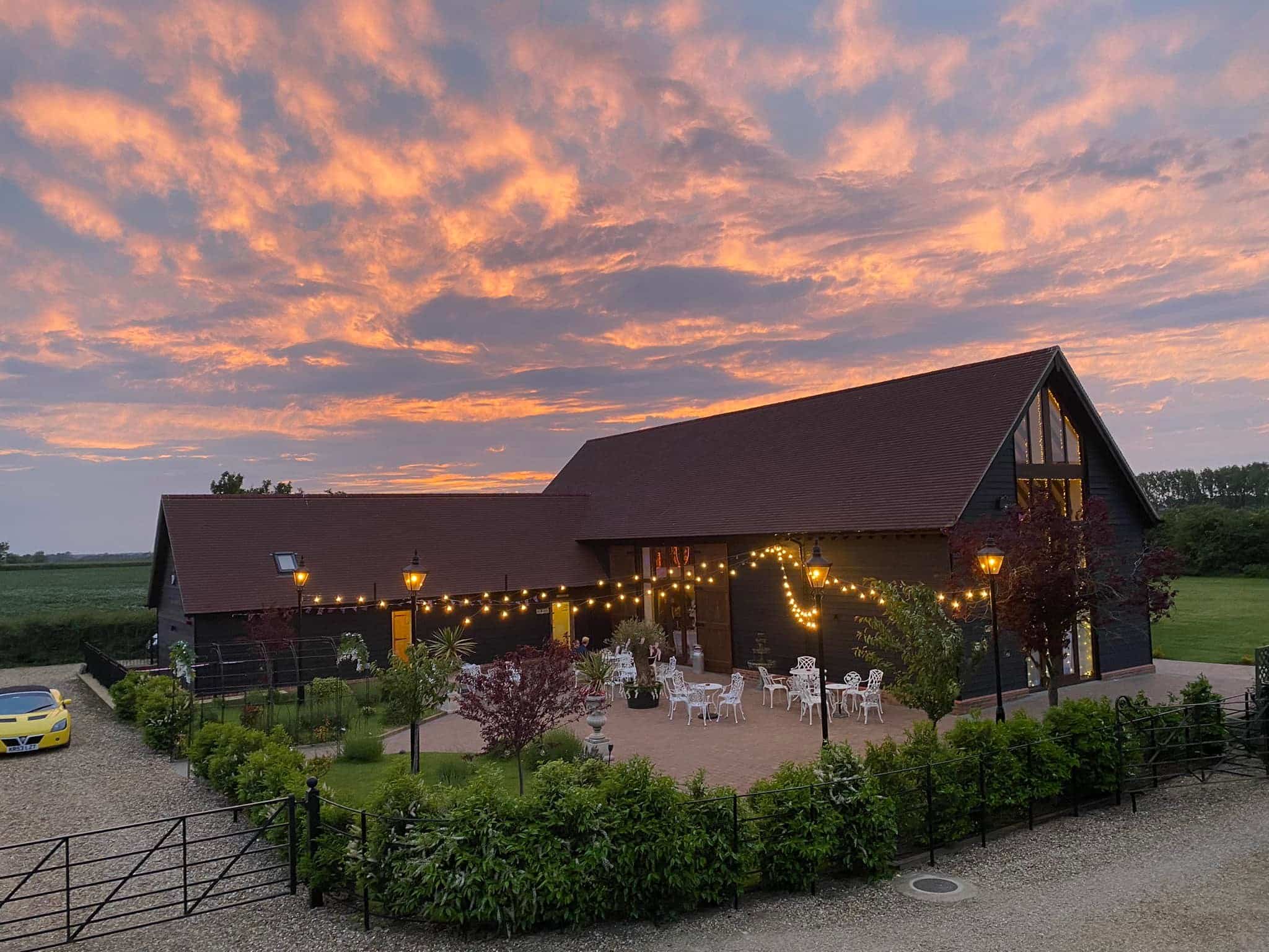 One of the most impressive Tip Top Venues – One of the Most Versatile Wedding Venues Milton Keynes has to offer. Exterior view of Winter’s Tale Country Barn in Buckinghamshire.